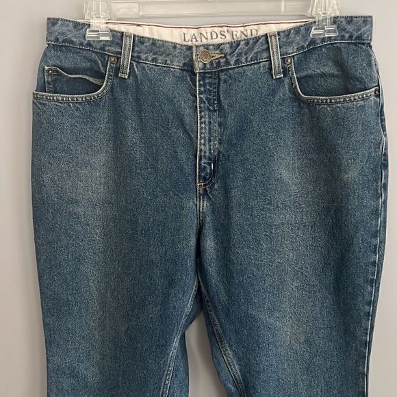 Lands’ End Women’s 16 Petite original fit traditional waist bootleg, jeans - Picture 2 of 10